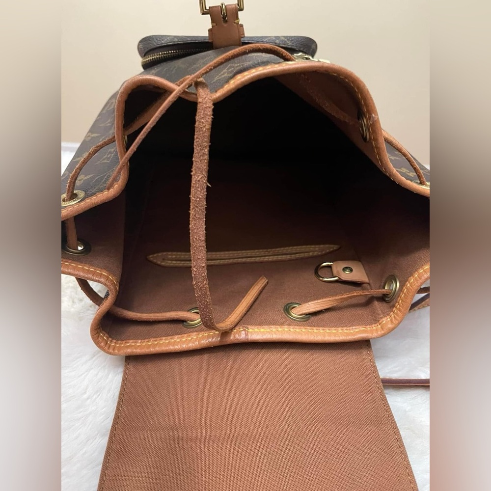 Leather Backpack - Picture 8 of 9